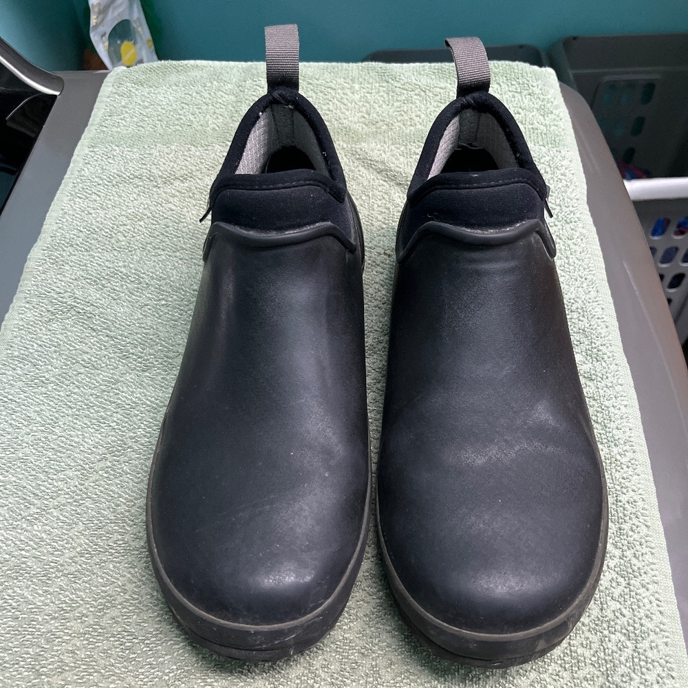 Bogs waterproof rubber slip on ankle boots